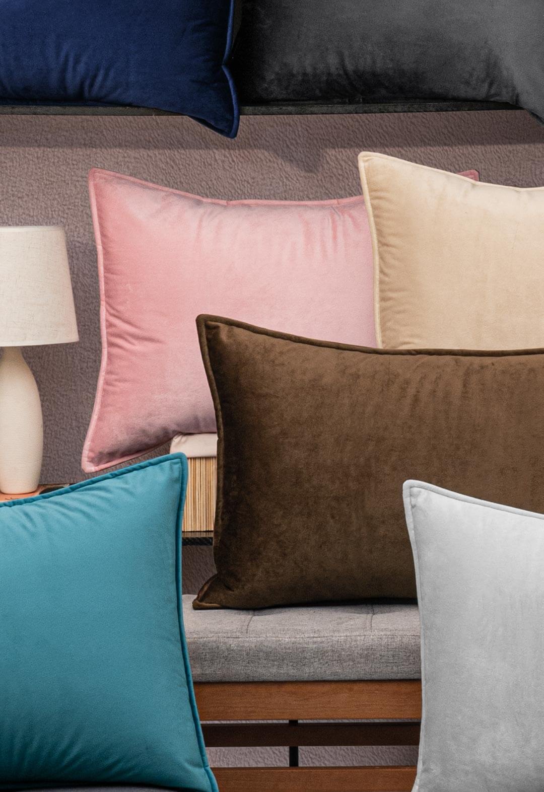 Hermosa Fundas de Almohada Ensueño Rosa que combina perfecto con entornos coloridos y  da un toque de elegancia a tus espacios.